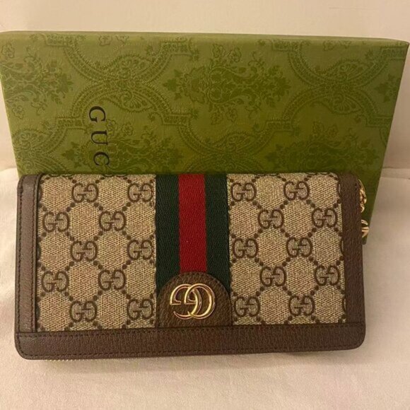 Gucci women's wallet - Picture 1 of 6
